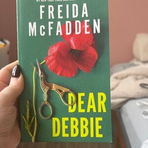 Freida McFadden 'Dear Debbie' Book